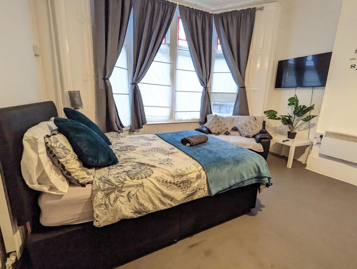 1 Bedroom Studio In A Supurb Area Of Кардіфф Екстер'єр фото